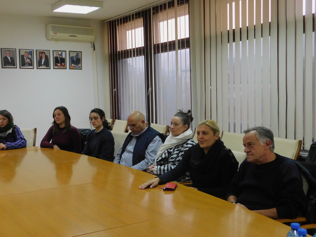 Областният Иван Петков се срещна с участници в проект за енергийна ефективност по програма „Еразъм +“